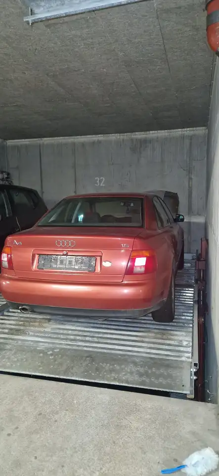 Audi A4 1.6, foto 10
