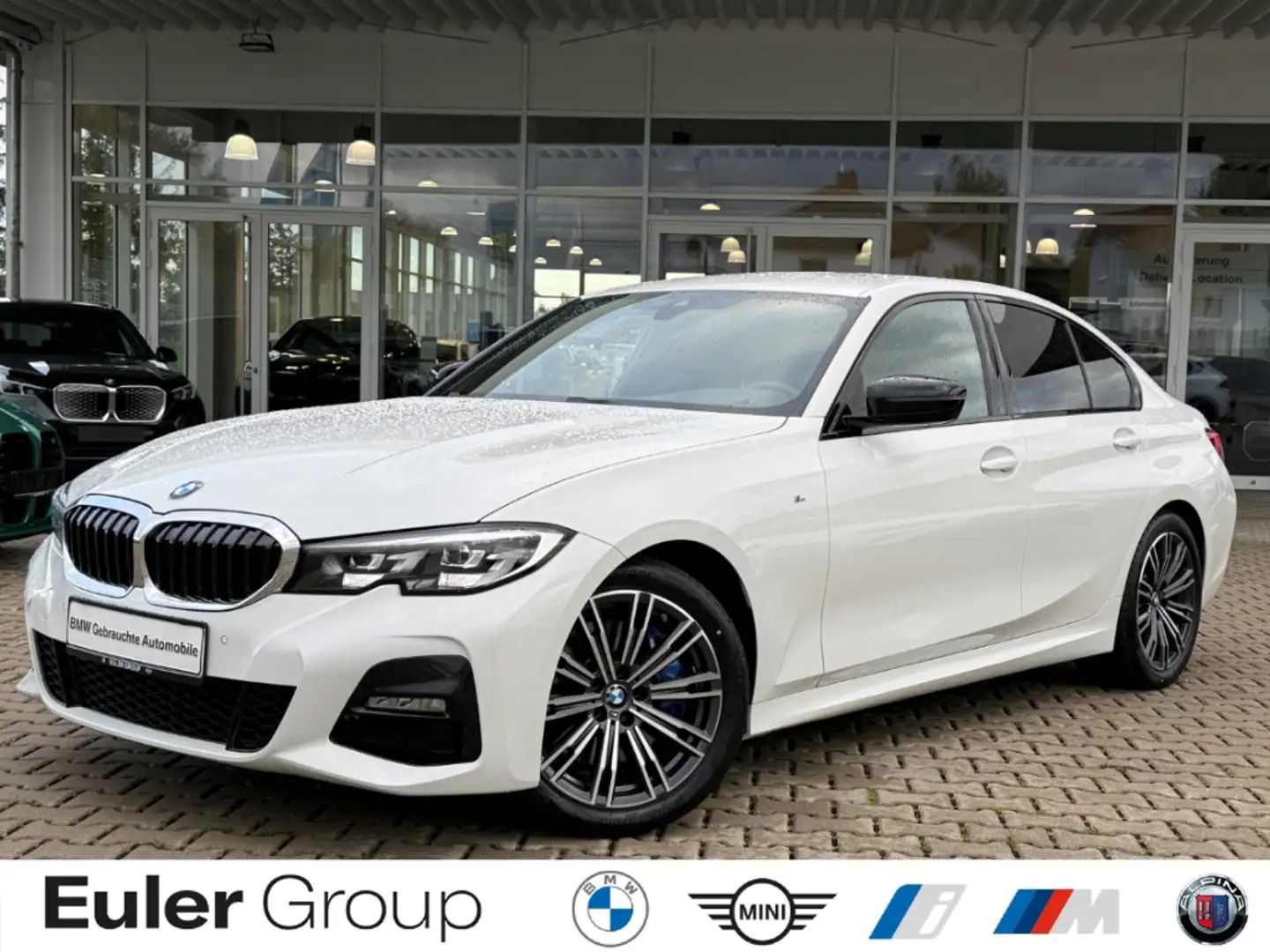 BMW 330 i A Limousine M Sport Navi PDC Hifi LED 3-Z-Klimaa Weiß - 1