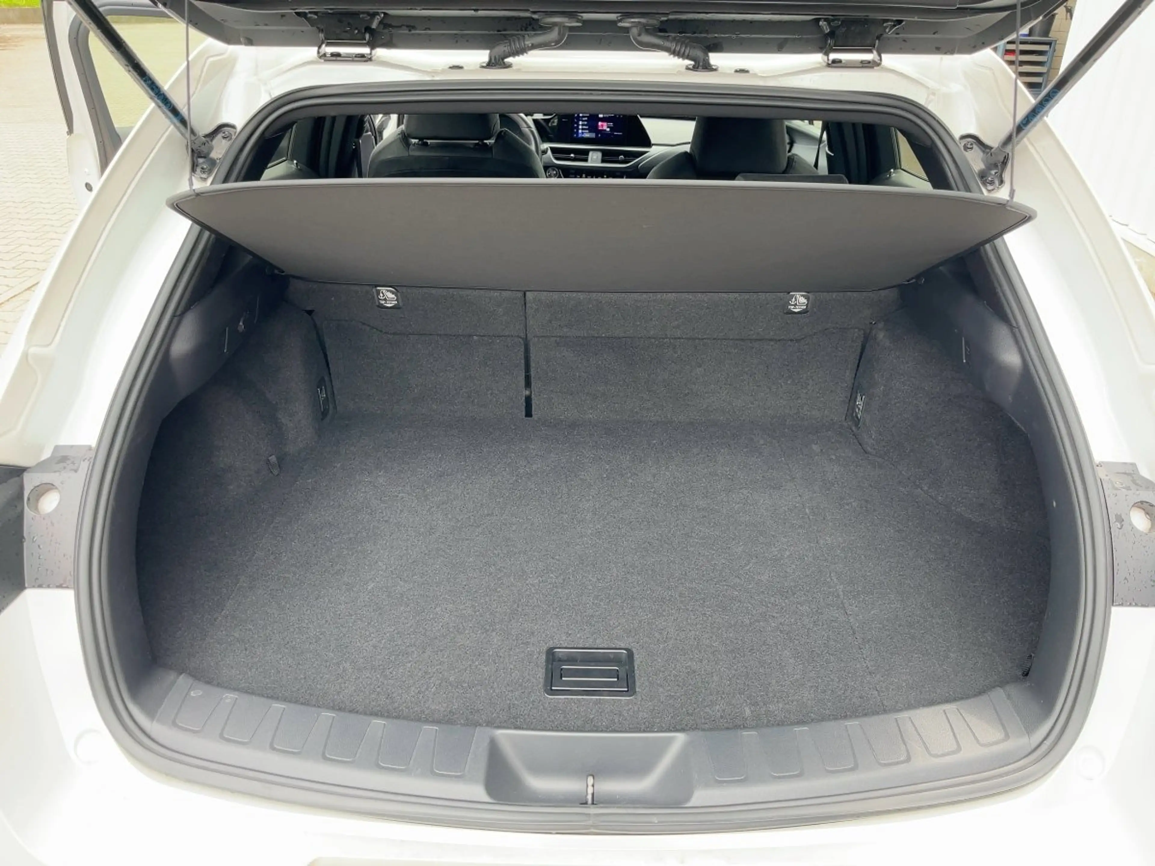 Lexus UX 250h Style Edition CloudNavi*ACC*KAM*SHZ*DAB — photo 15