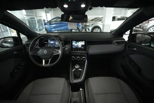 Renault Clio view 12