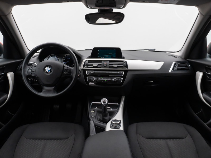 BMW 118 Navi WLAN PDC Lordos LED Geschwindigkeitsr — photo 37