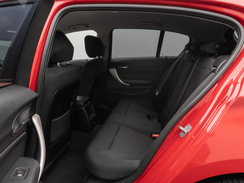 BMW 118 Navi WLAN PDC Lordos LED Geschwindigkeitsr — photo 25