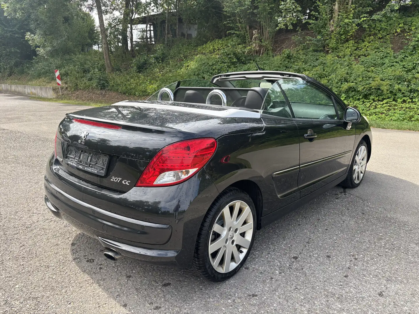 Peugeot 207 Platinum*TÜV NEU*Service NEU*TOP Gepflget Schwarz - 1