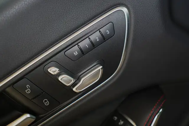 Mercedes-Benz CLA view 19