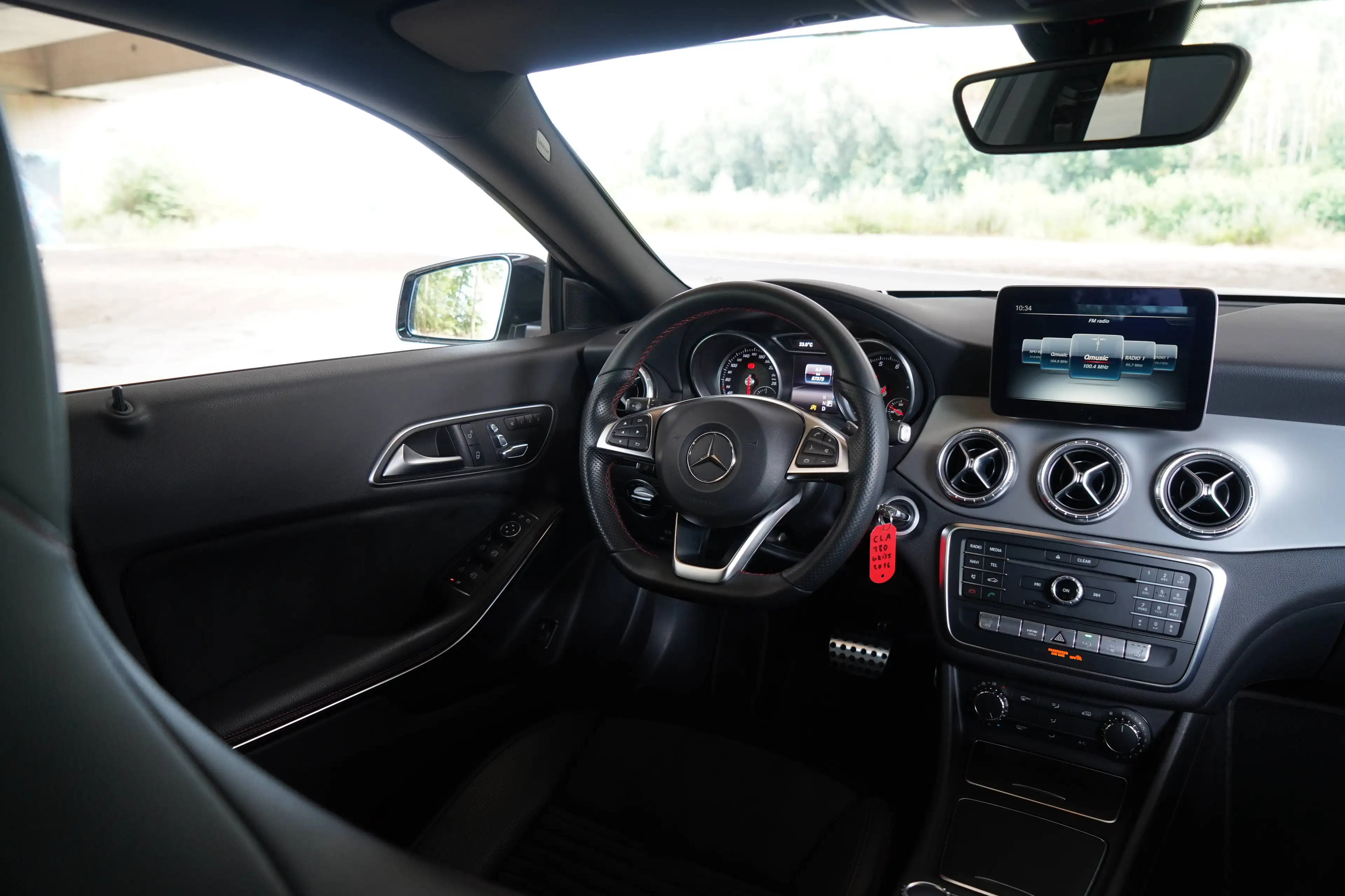 Mercedes-Benz CLA 180 AMG-Line | Night Pack | Btw Wagen | Elektr Zetels | Polar Zilver | 87dkm! — photo 32