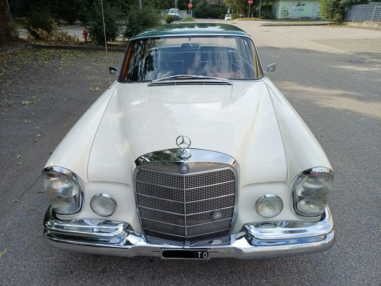 Mercedes-Benz 300 SE, foto 2