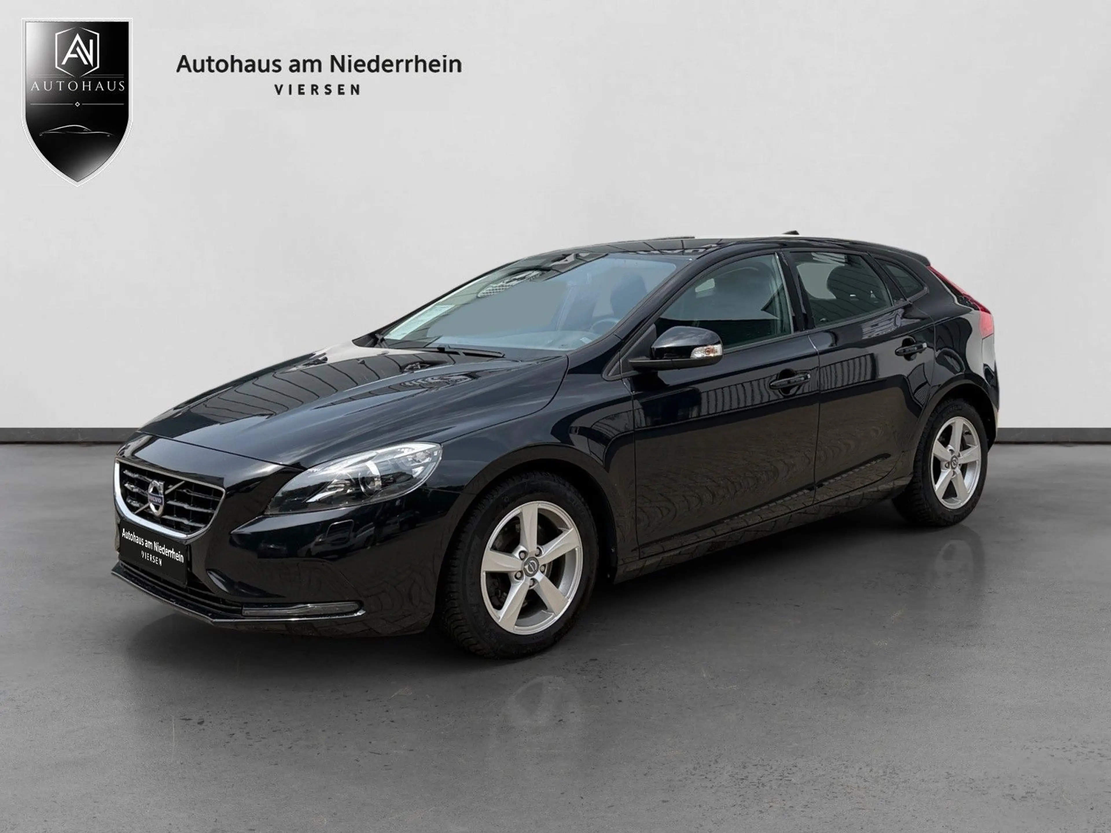 Volvo V40 KLIMA+SHZ+PDC+BT