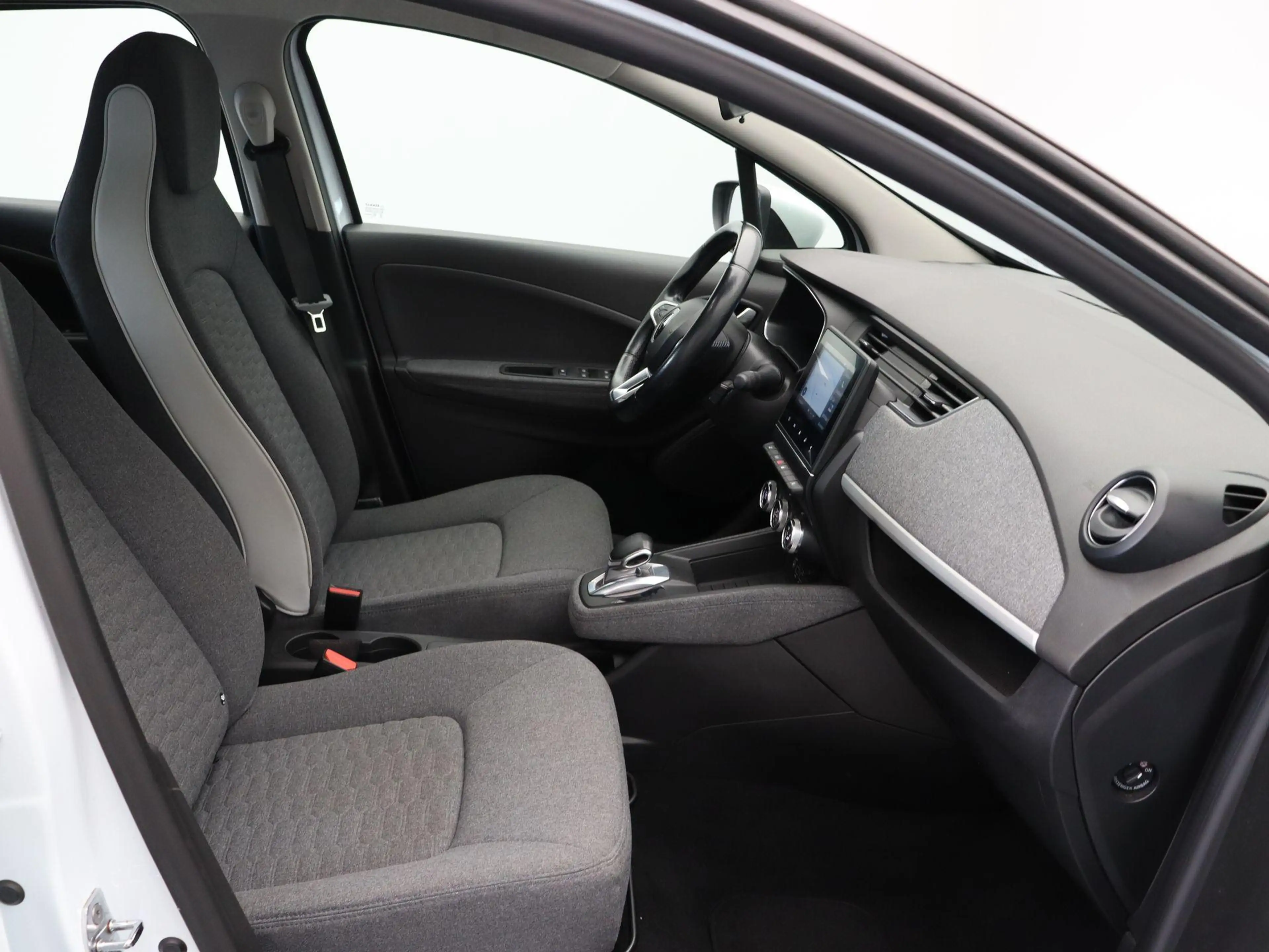 Renault ZOE R135 Intens 52 kWh | Koop Accu | Trekhaak | Stoel/ — photo 15
