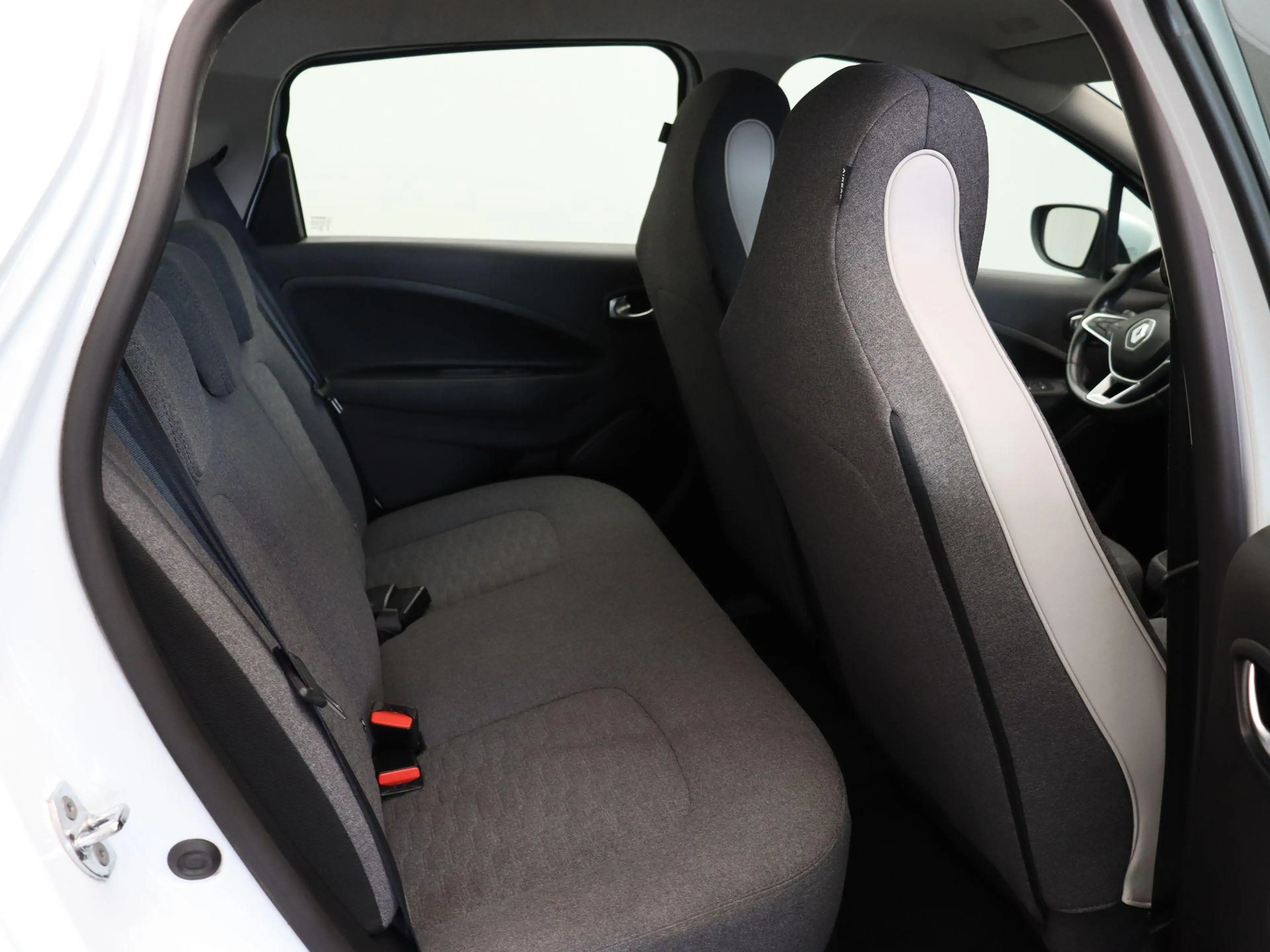 Renault ZOE R135 Intens 52 kWh | Koop Accu | Trekhaak | Stoel/ — photo 9