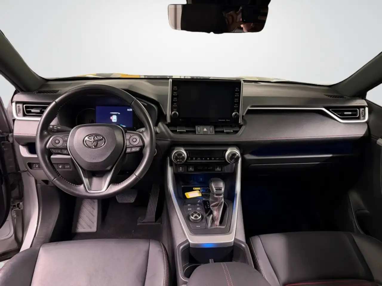 Toyota RAV 4 Prime снимка Toyota RAV 4 Prime