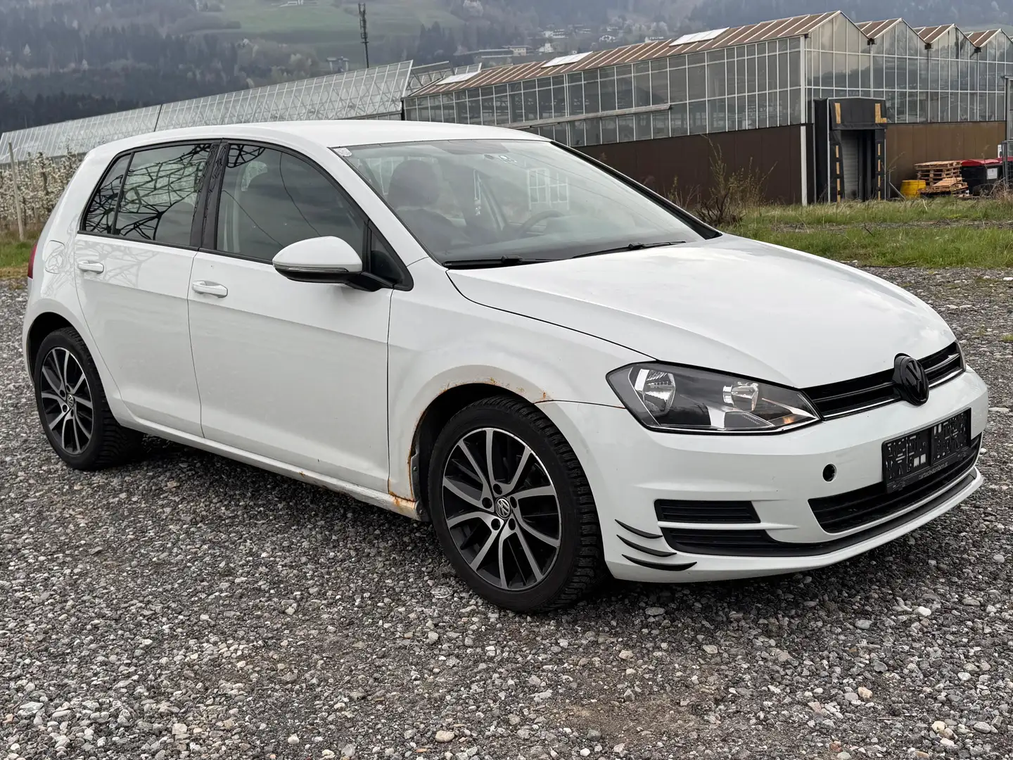 Volkswagen Golf Trendline Weiß - 2