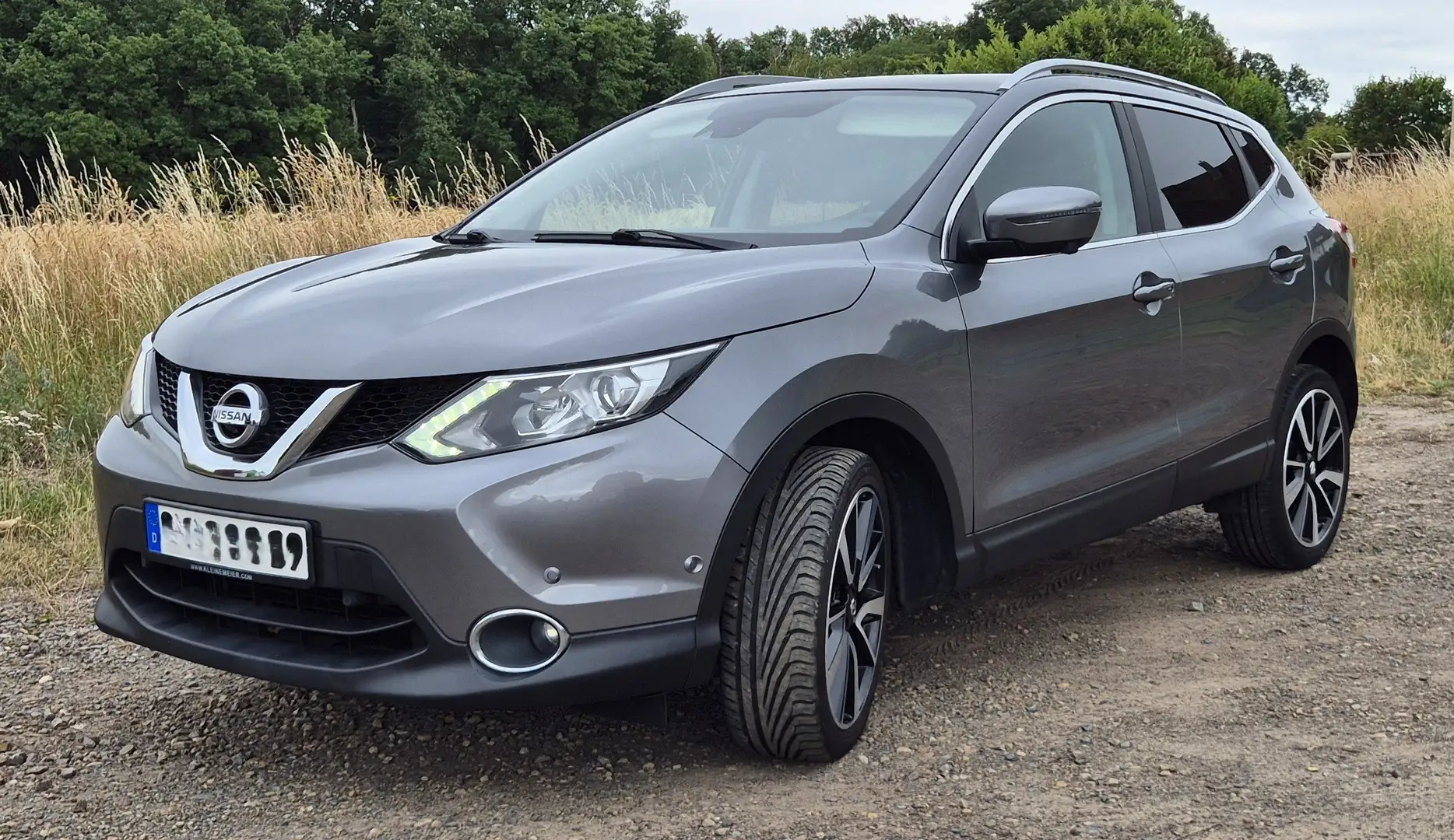 Nissan Qashqai Gepflegter Qashqai TEKNA, 1.5 dCi ab 25.07.25 Grau - 1