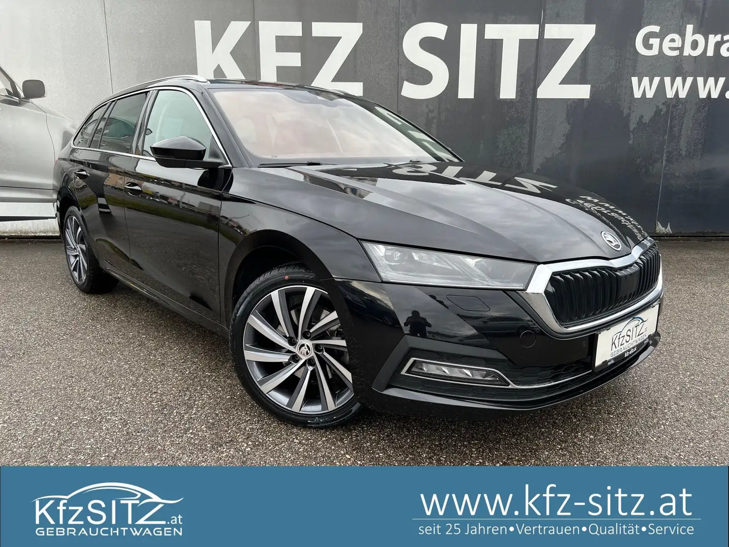 Skoda Octavia Combi 2,0 TDI Style DSG | NP € 48.000 Schwarz - 1