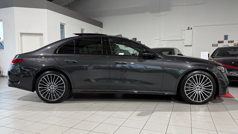 Mercedes-Benz E 220 d AMG Premium SUPERSCREEN PANO FULL — photo 6
