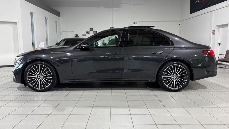 Mercedes-Benz E 220 d AMG Premium SUPERSCREEN PANO FULL — photo 2