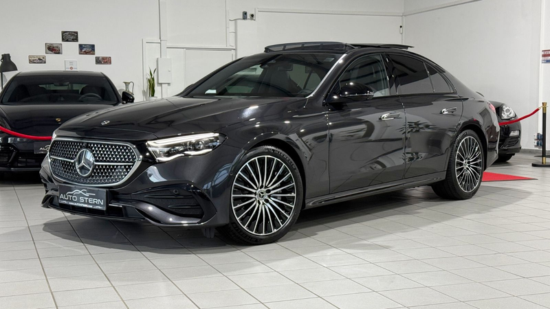 Mercedes-Benz E 220 d AMG Premium SUPERSCREEN PANO FULL