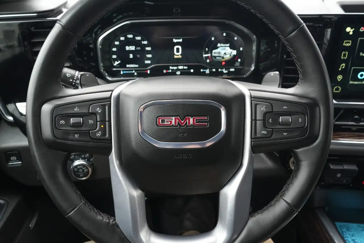 GMC Sierra 1500 снимка GMC Sierra 1500