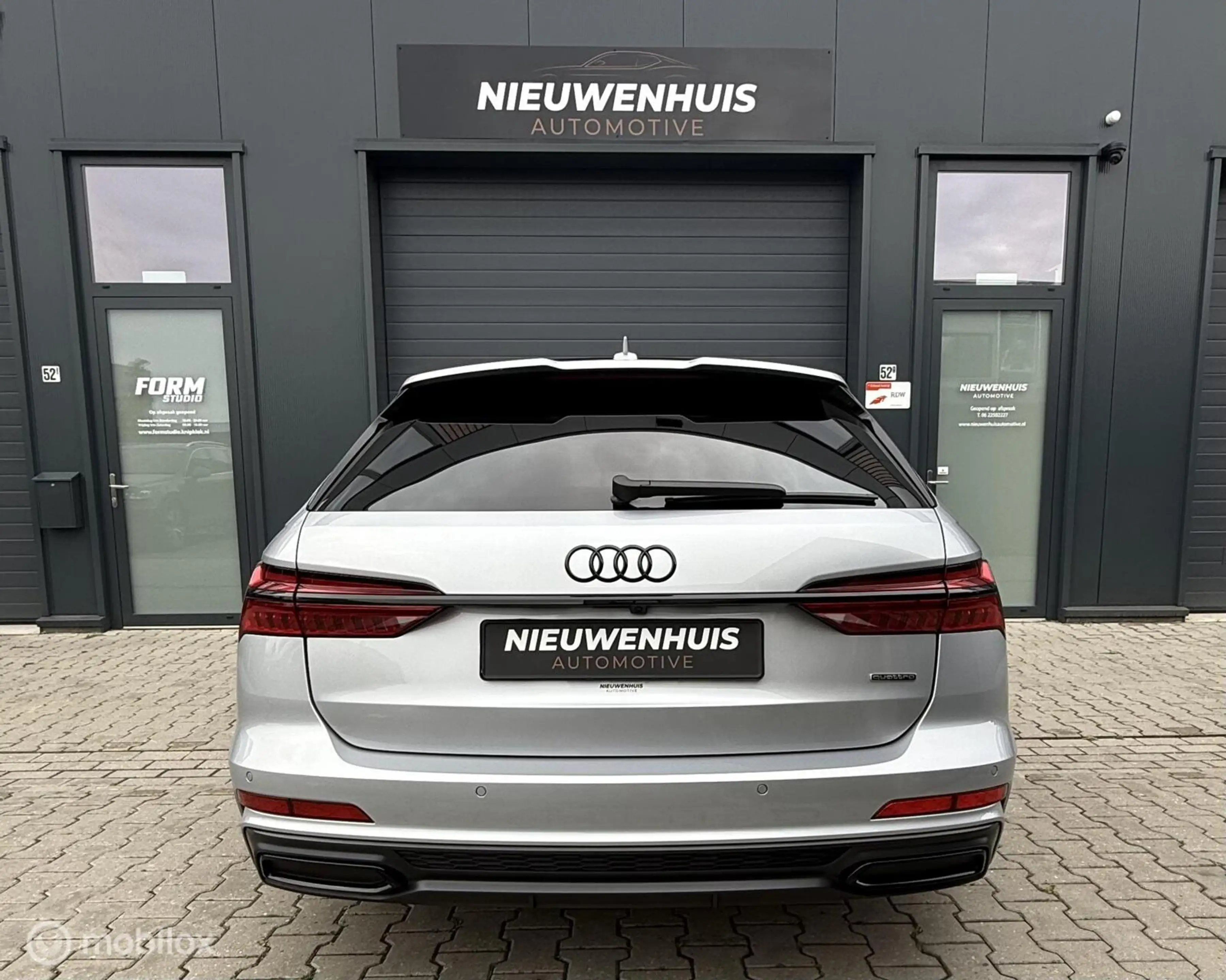 Audi A6 Avant 55TFSIe quattro Competition Matrix l Pano — photo 9