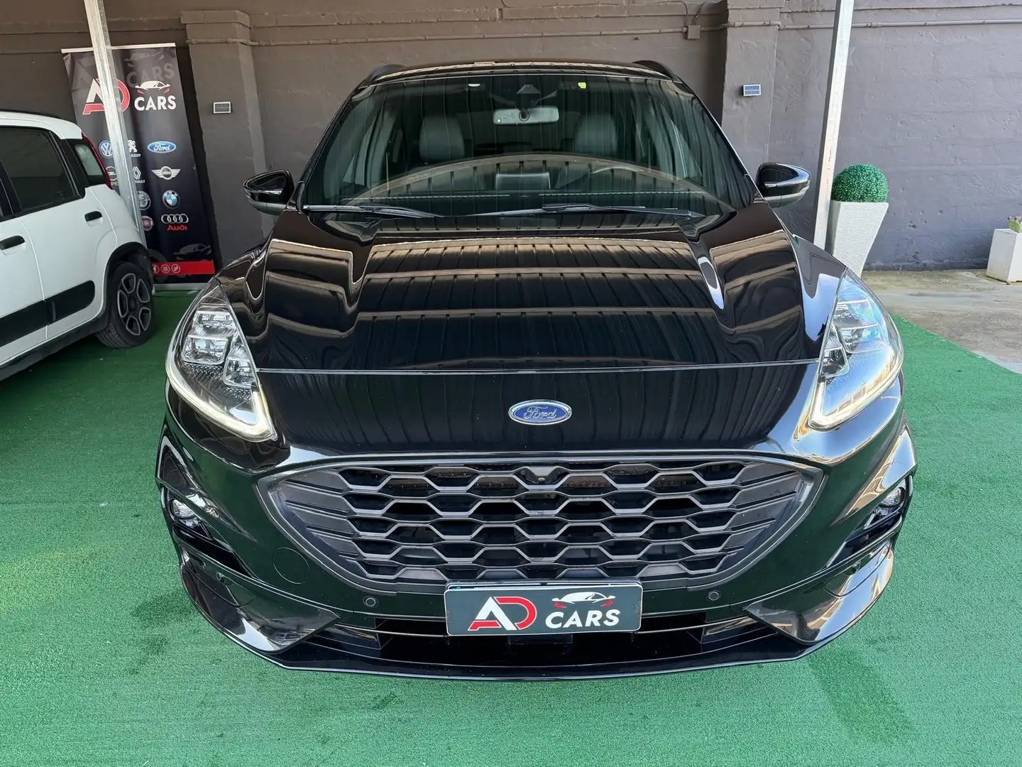 Ford Kuga Kuga 1.5 ecoblue ST-Line X 2wd 120cv auto Noir - 2