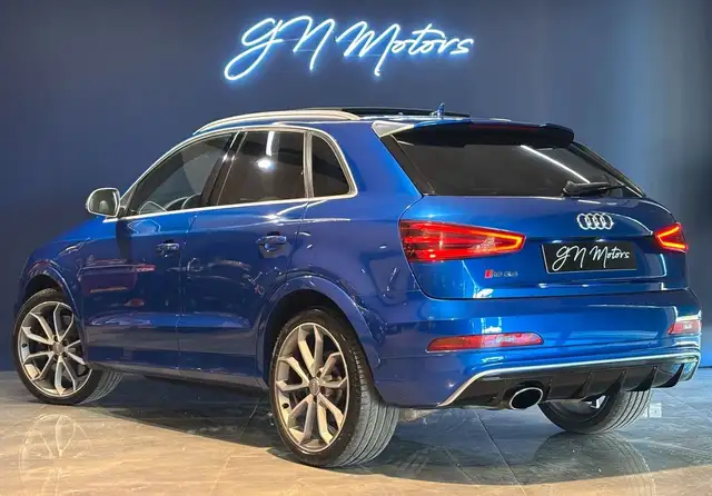 Audi RS Q3 view 2