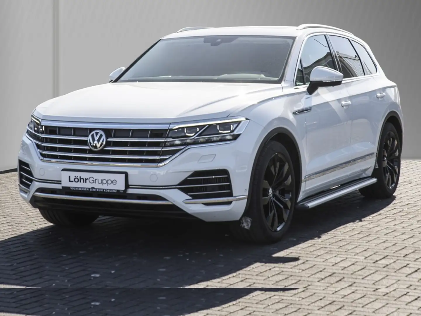 Volkswagen Touareg 3.0 TSI Atmosphere 4Mo Navi/Matrix/Pano Weiß - 2