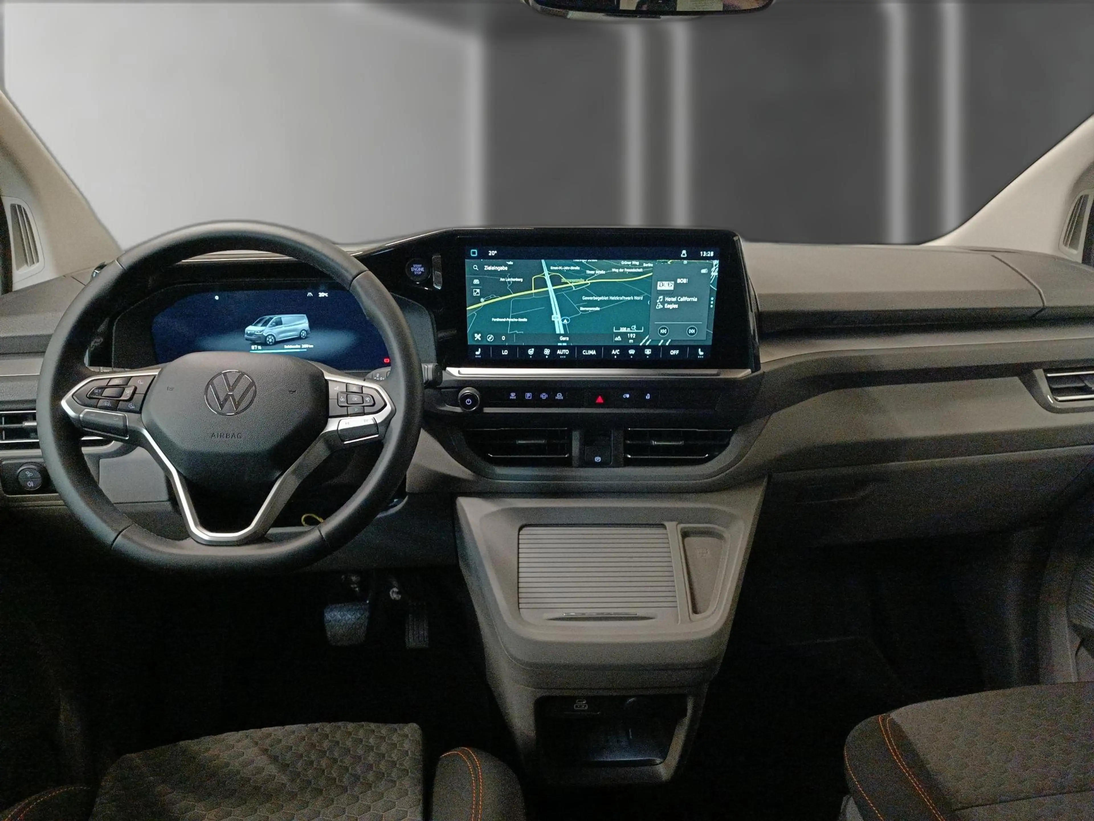 Volkswagen T7 Caravelle e-Caravelle PanAmericana LED*AHK*Navi*RFK — photo 9