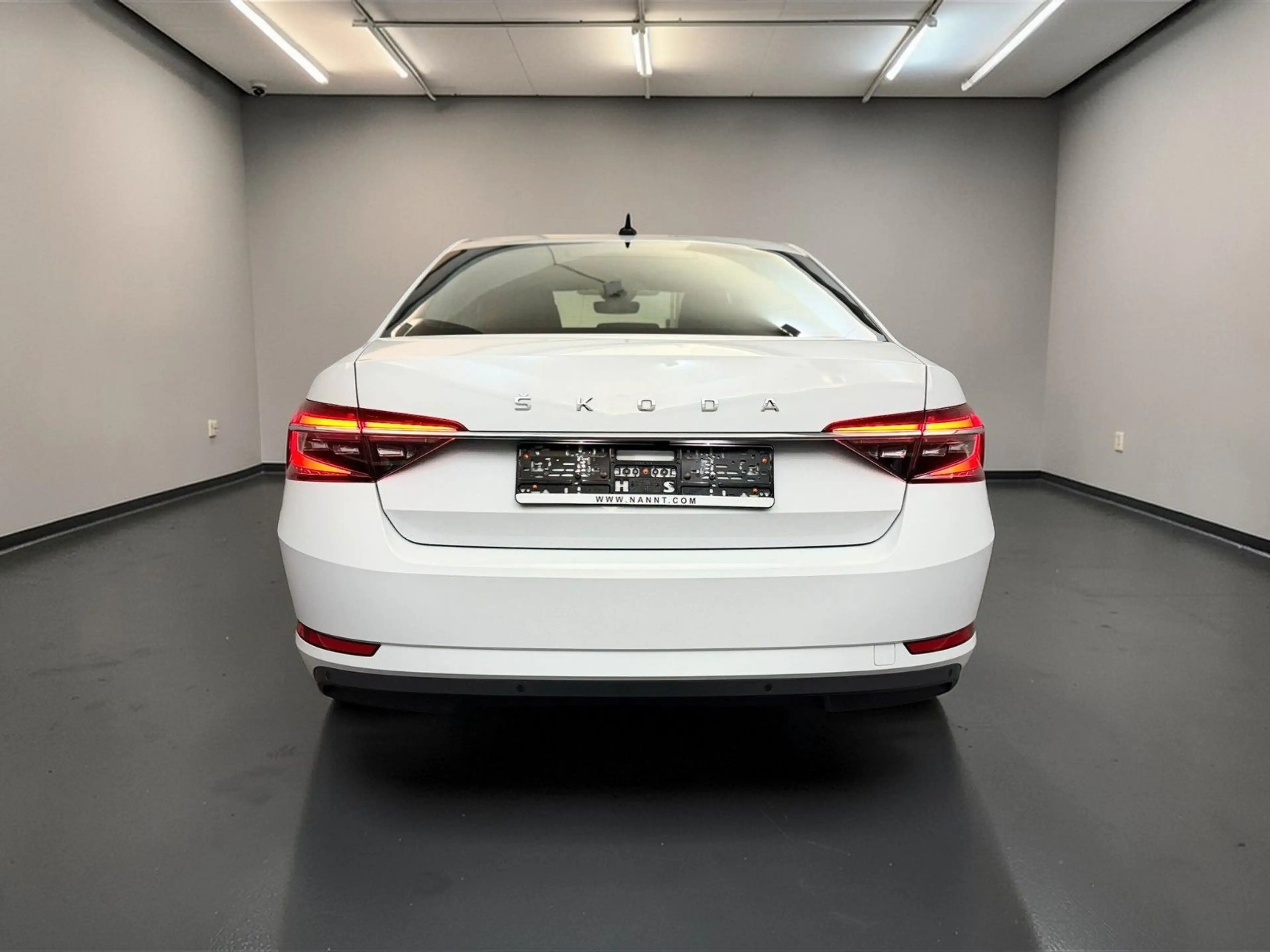 Skoda Superb Limo Style 4x4 DSG 147KW VIRTUAL*18Z*ACC — photo 6