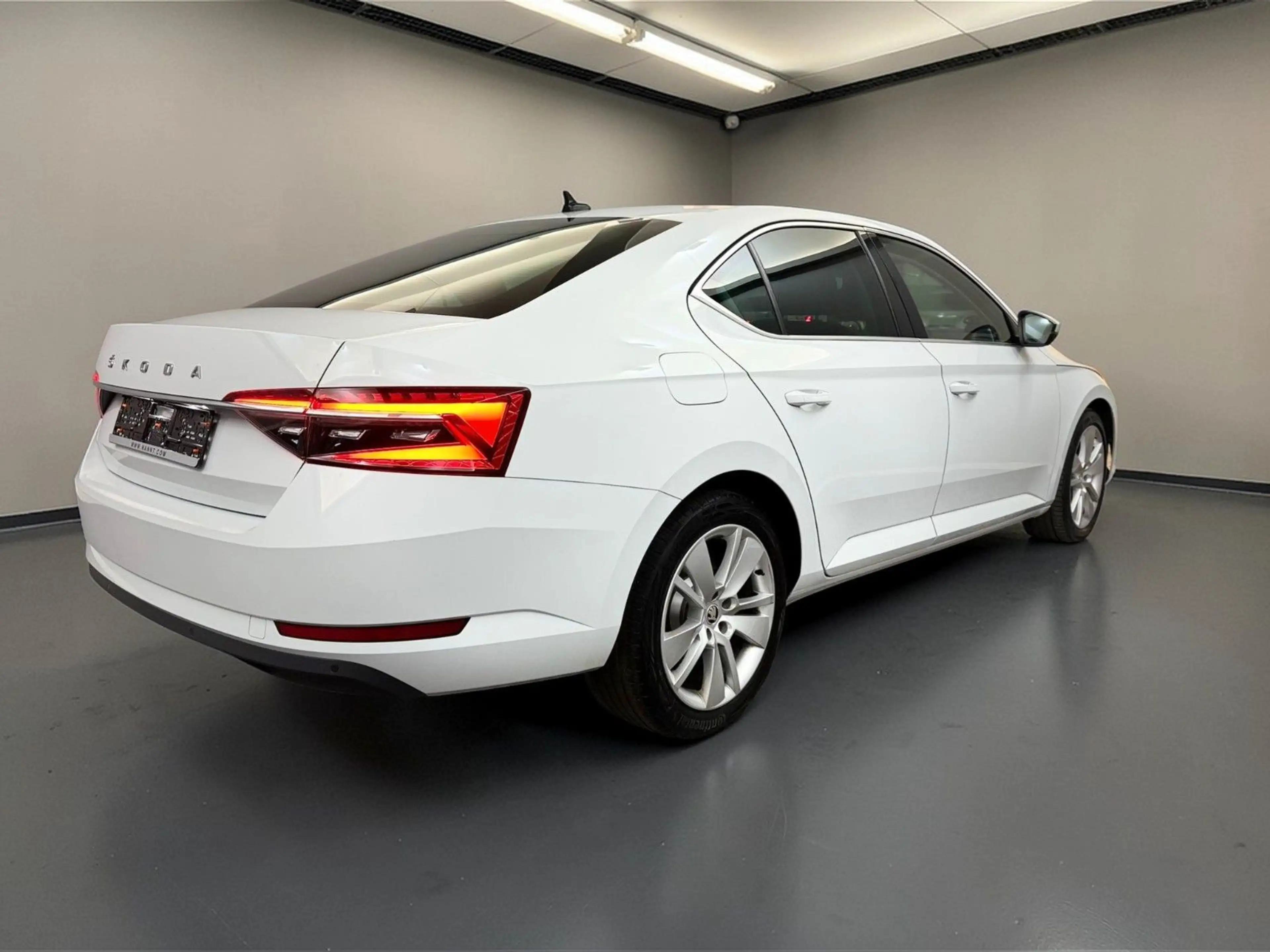 Skoda Superb Limo Style 4x4 DSG 147KW VIRTUAL*18Z*ACC — photo 7