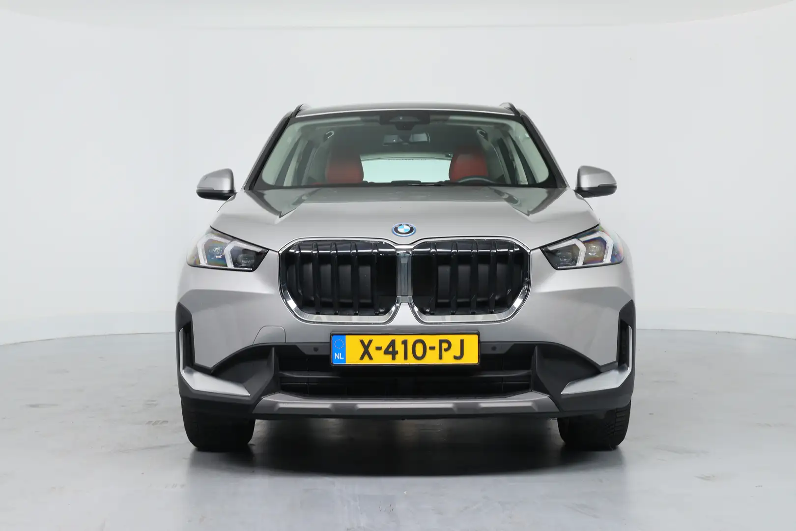 BMW X1 xDrive30e 326pk | Wegklapbare Trekhaak | Elektr Ac Gris - 2