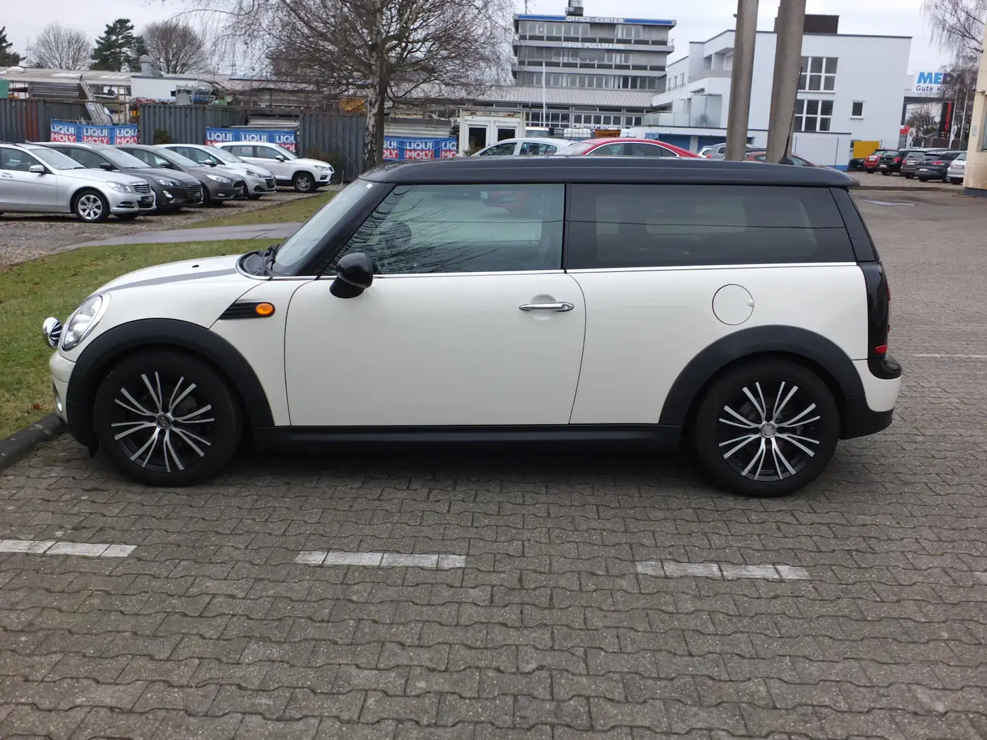 MINI Cooper D Clubman LEDER XENON PANORAMADACH PDC SHZ Blanc - 1