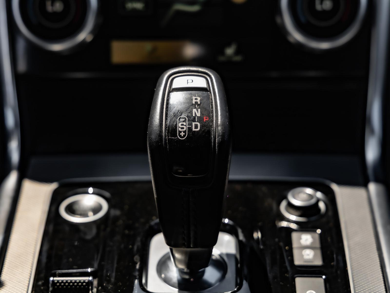 Jaguar XE D200 RWD R-Dynamic BLACK-PACK NAVI SHZ PDC — photo 11