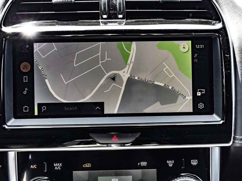 Jaguar XE D200 RWD R-Dynamic BLACK-PACK NAVI SHZ PDC — photo 12