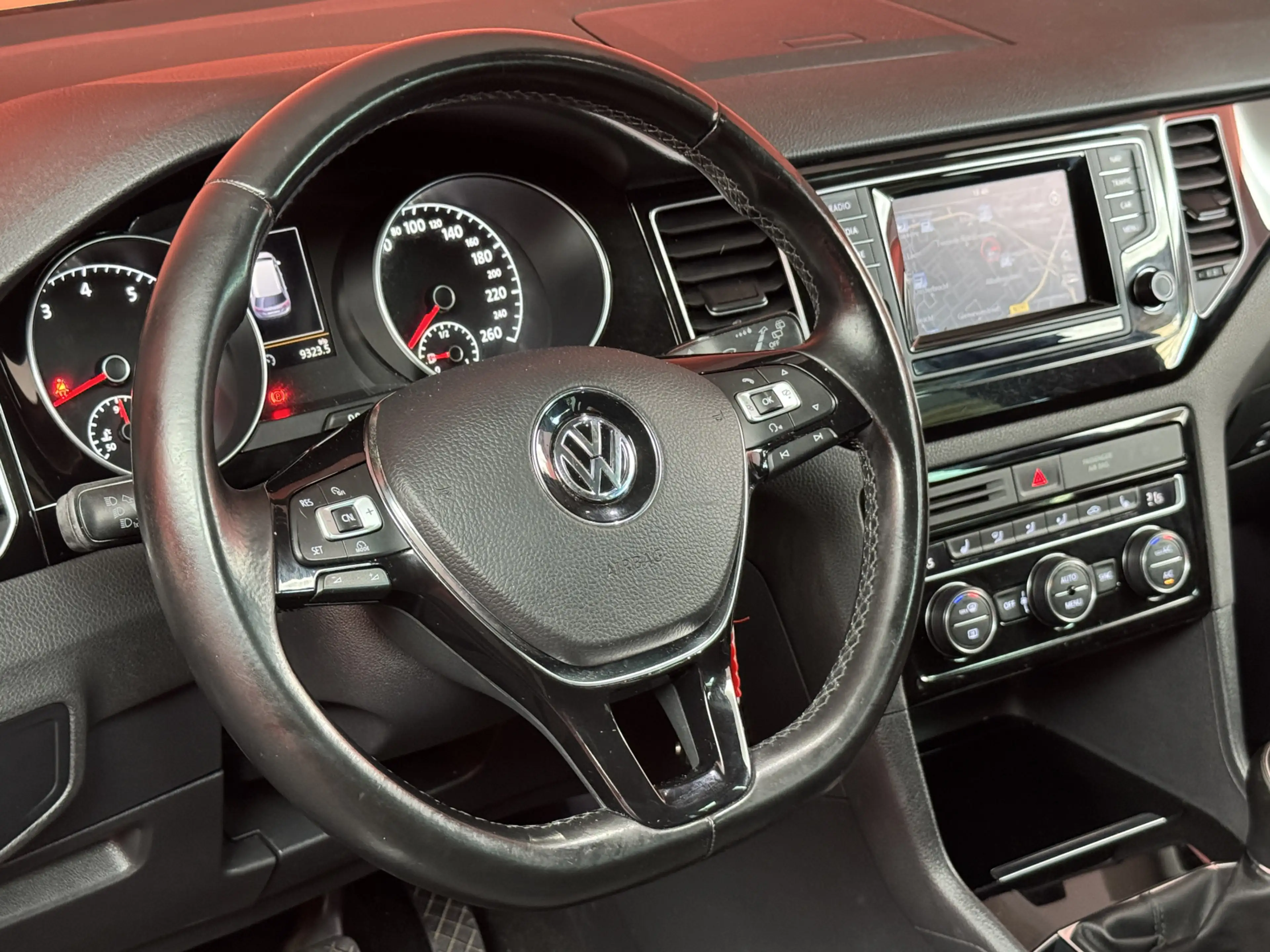 Volkswagen Golf Sportsvan 1.4 TSI Highline | Nieuw binnen! | Stoelverwarming — photo 3