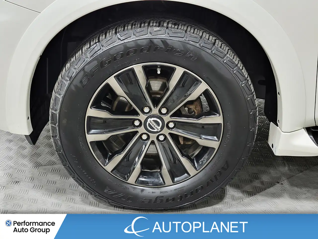 Nissan Armada снимка Nissan Armada