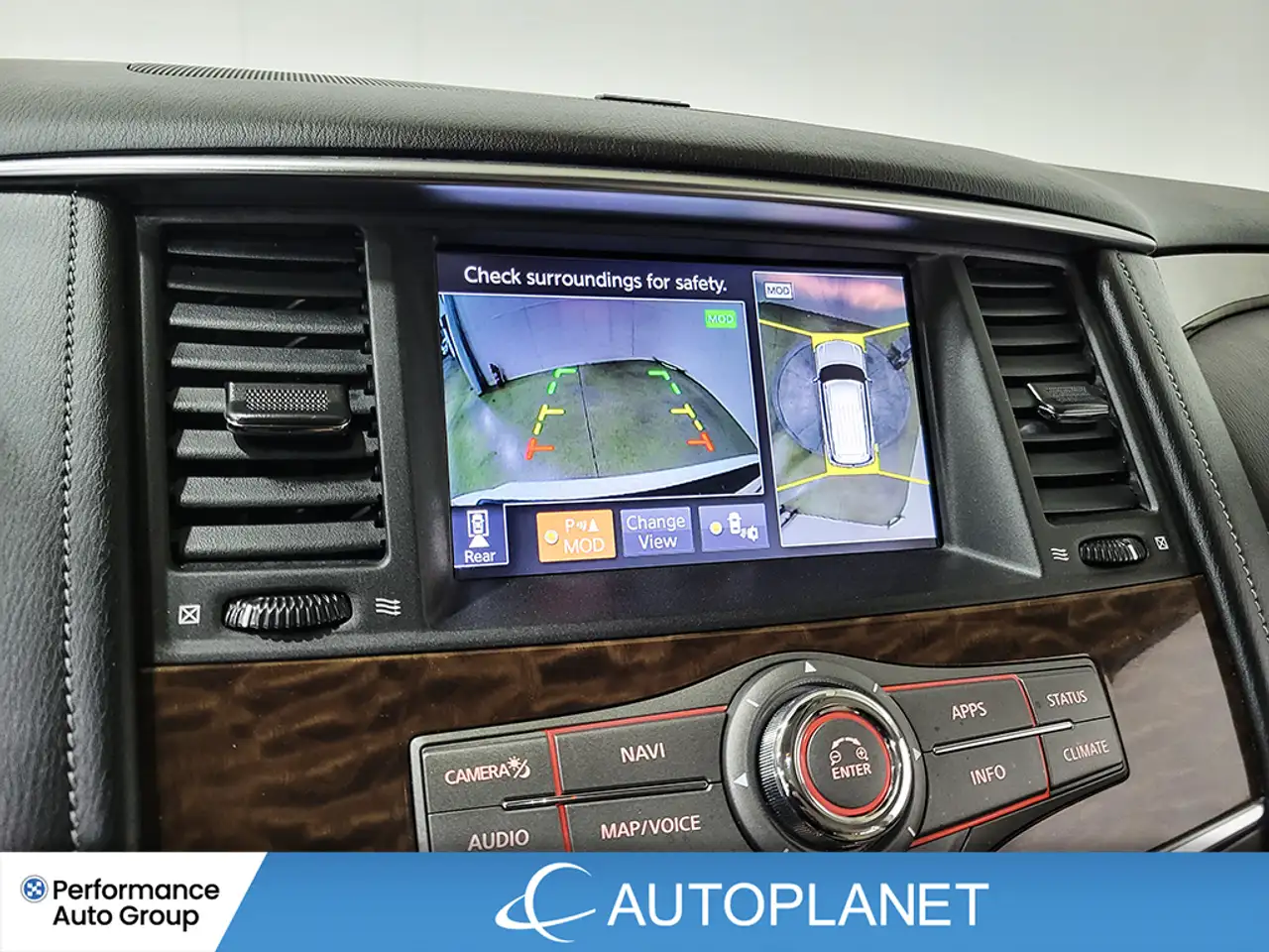 Nissan Armada снимка Nissan Armada