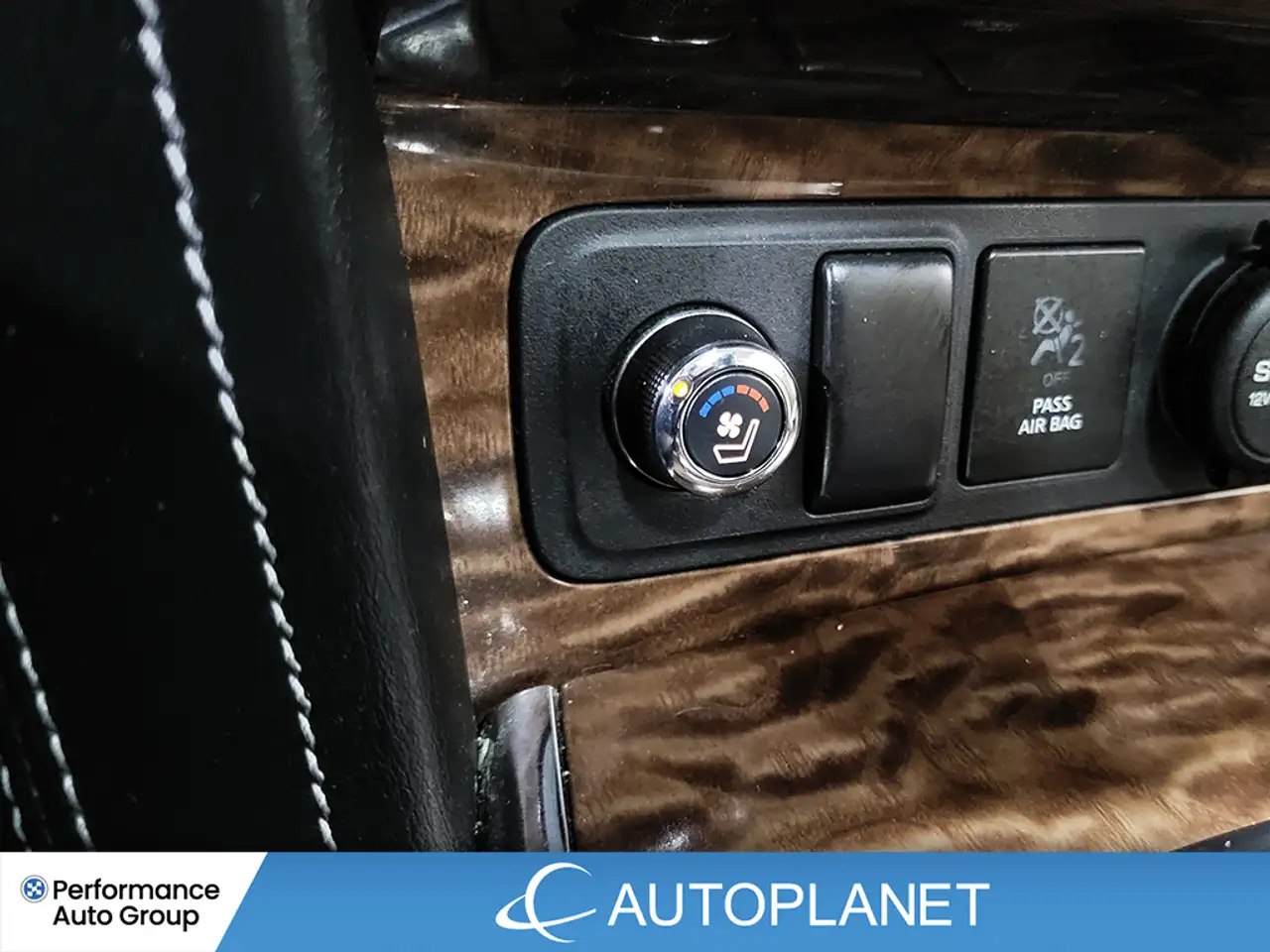 Nissan Armada снимка Nissan Armada