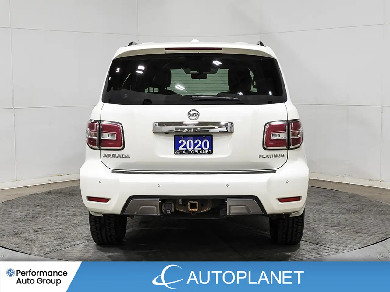 Nissan Armada снимка Nissan Armada