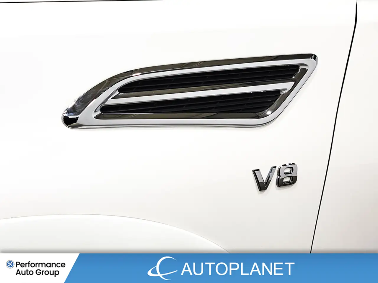 Nissan Armada снимка Nissan Armada