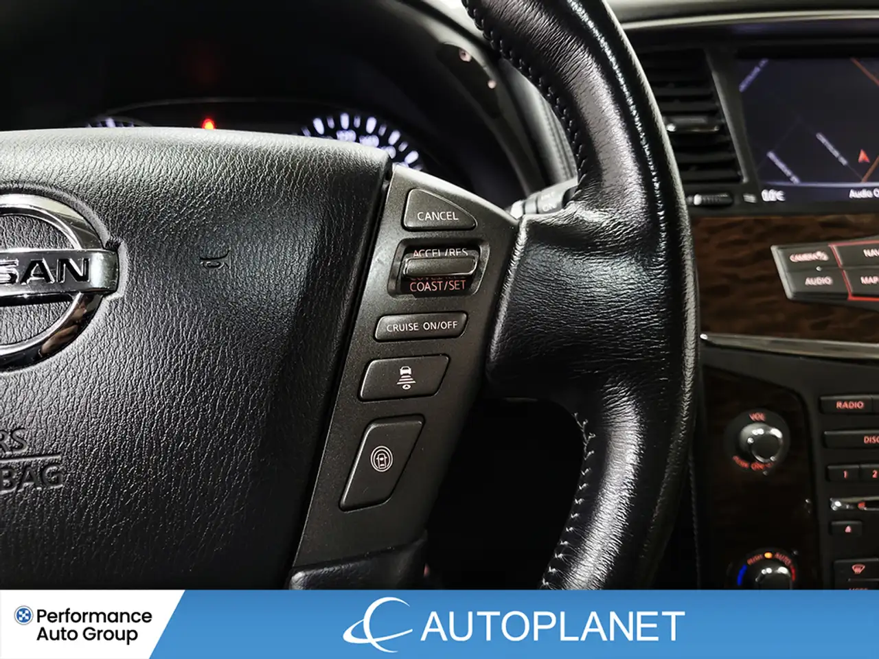 Nissan Armada снимка Nissan Armada