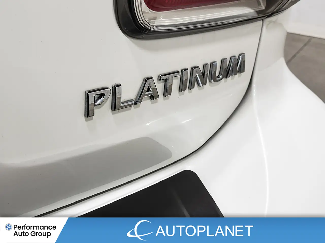 Nissan Armada снимка Nissan Armada