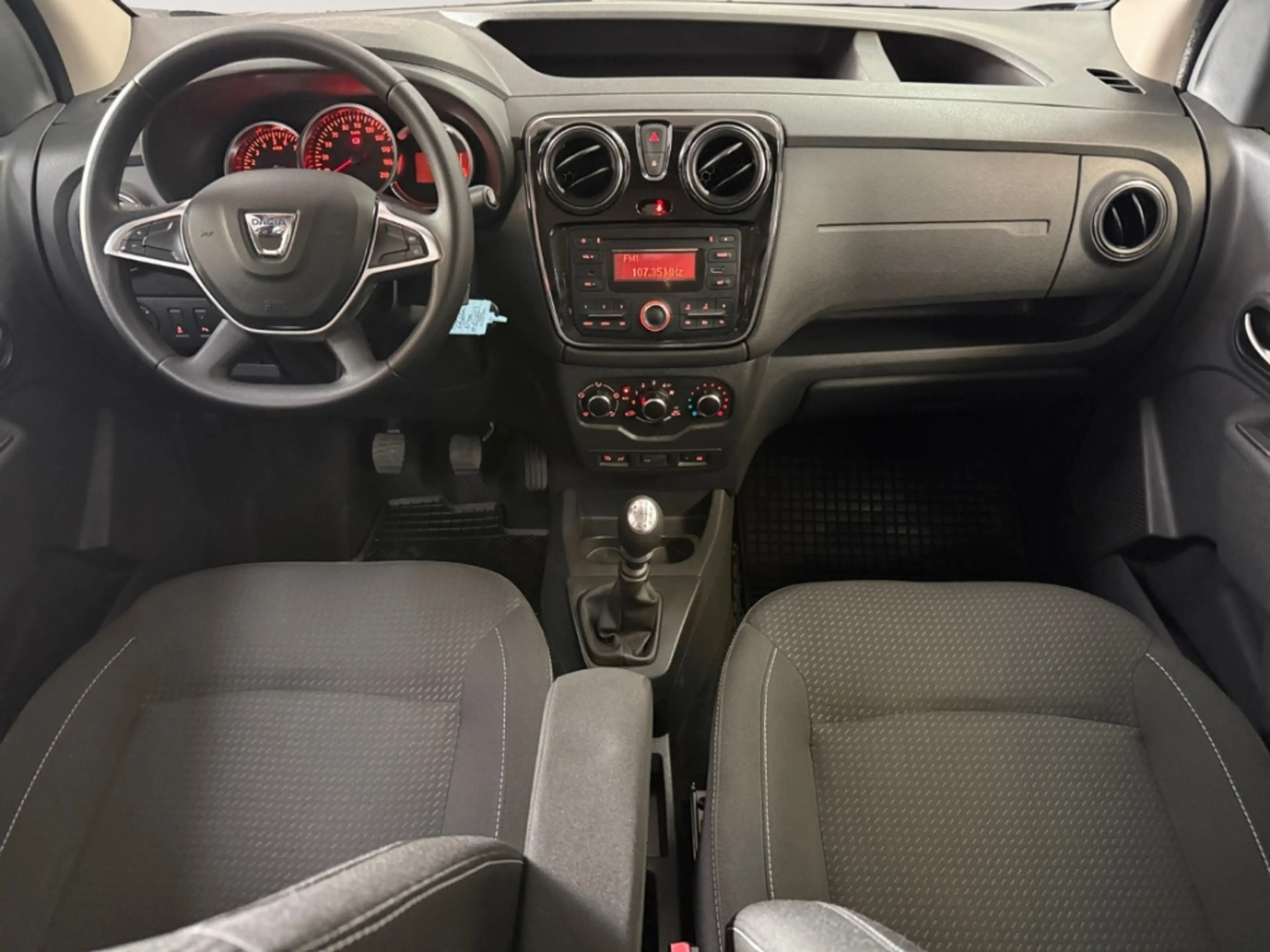 Dacia Dokker Comfort ALLWETTER SITZ.HZG PDC BLUETOOTH KLIMA MUL — photo 13