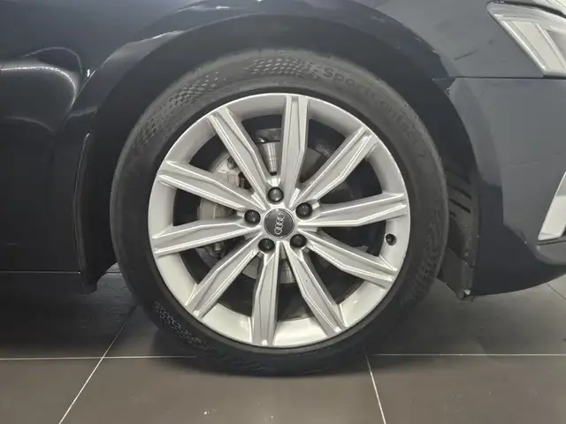 Audi A6 view 8
