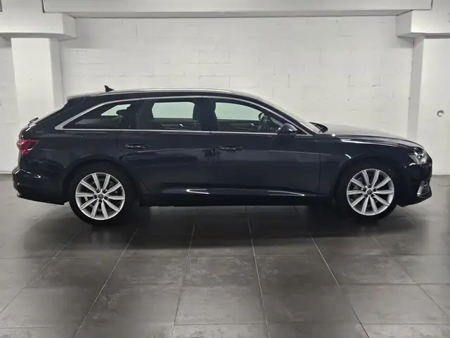 Audi A6 view 3