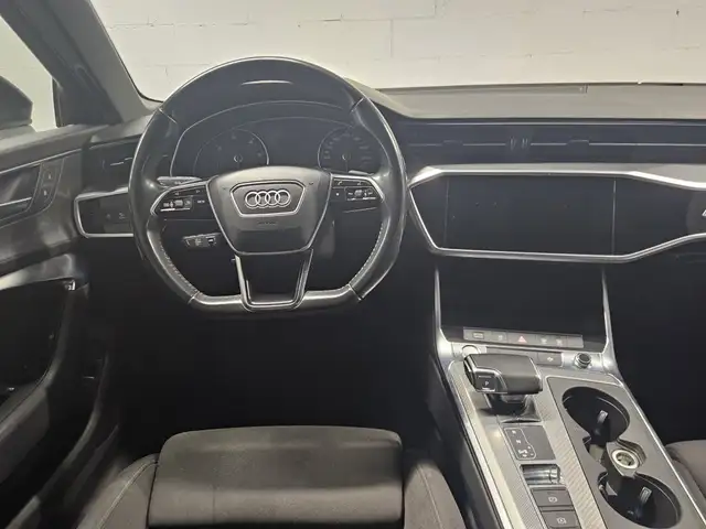 Audi A6 view 7