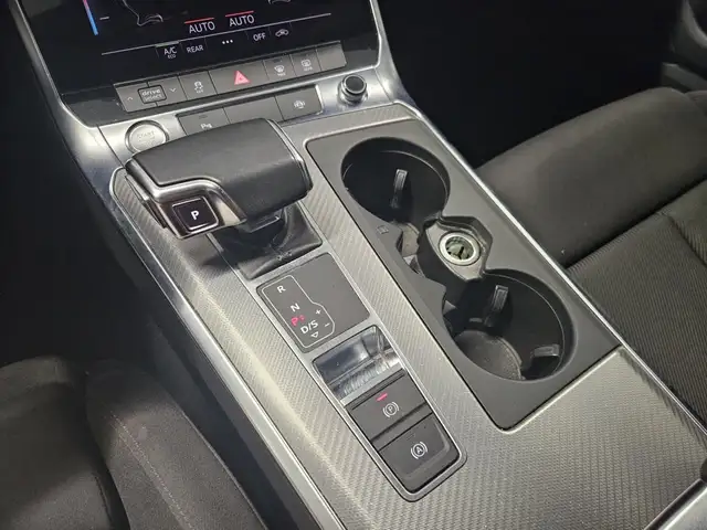Audi A6 view 10