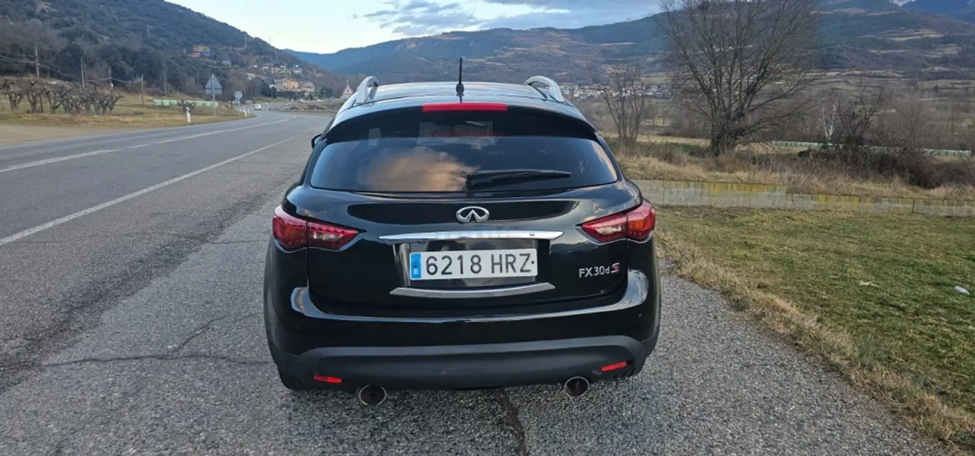Infiniti FX 30d S Premium Aut. Negro - 2