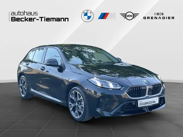 BMW M view 8