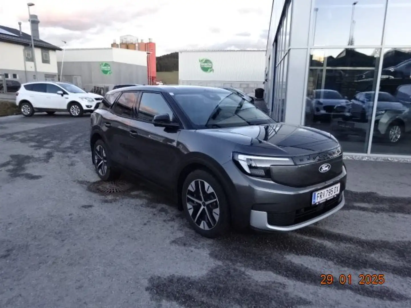 Ford Explorer Elektro 79kWh Grau - 1