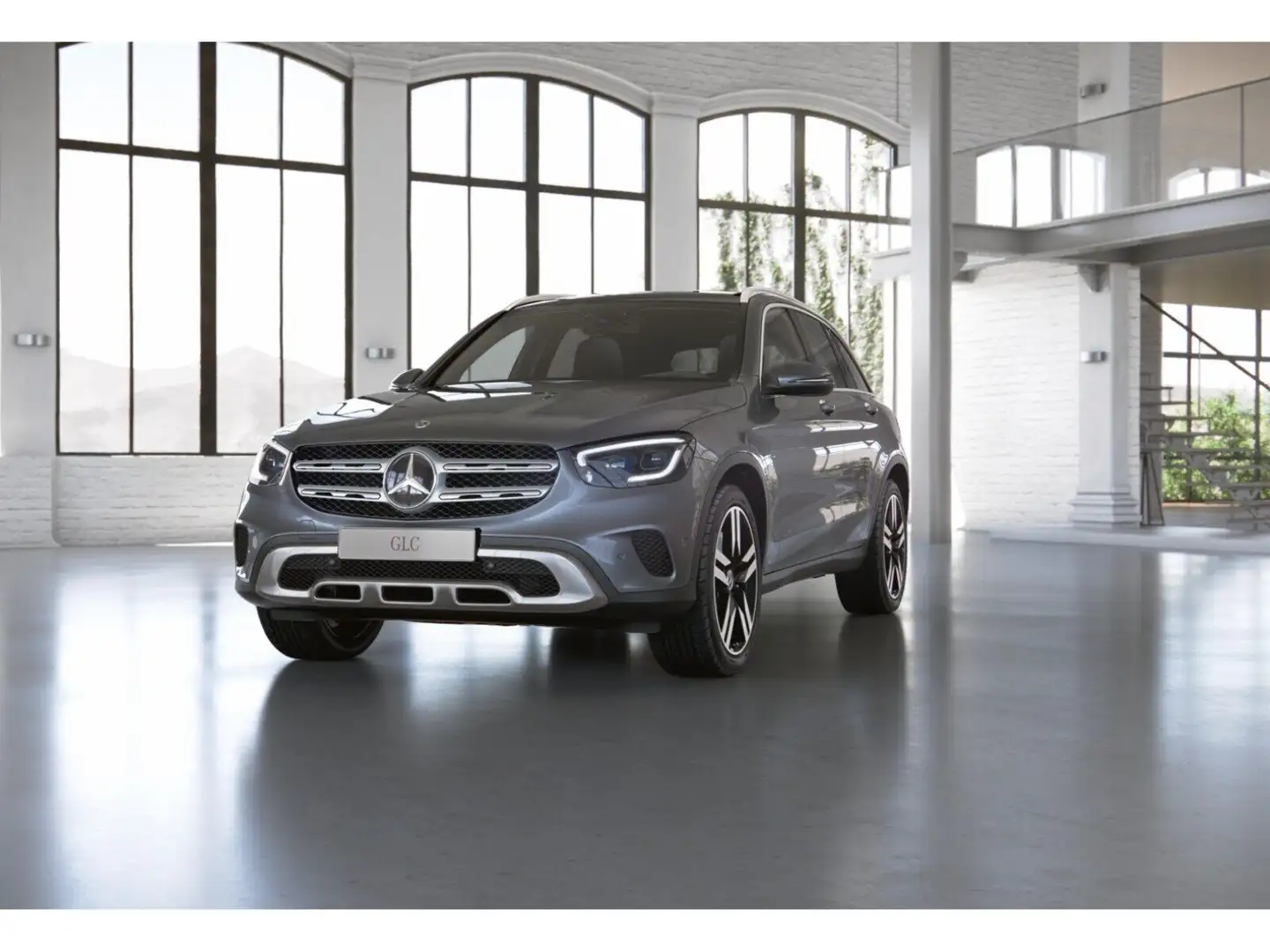 Mercedes-Benz GLC 300 de 4M AMG DISTR PANO SPUR AHK KAMERA Grau - 2