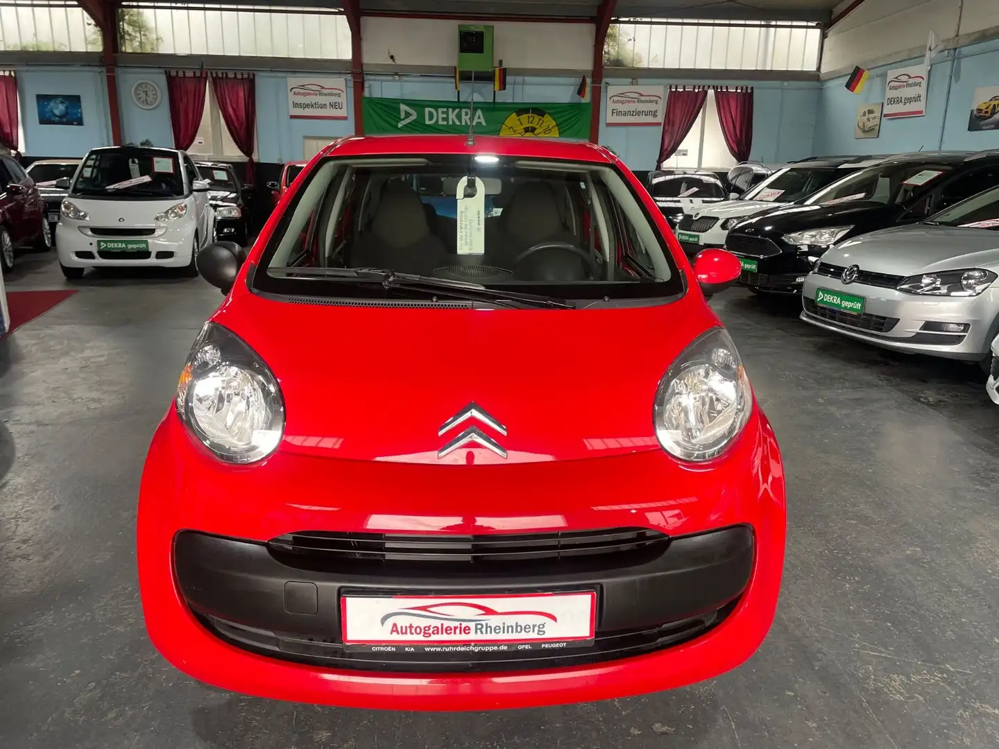Citroen C1 1.0*AUTOMATIK*NUR 69.000KM*NAVI*BLUETOOTH*TÜV Rot - 2